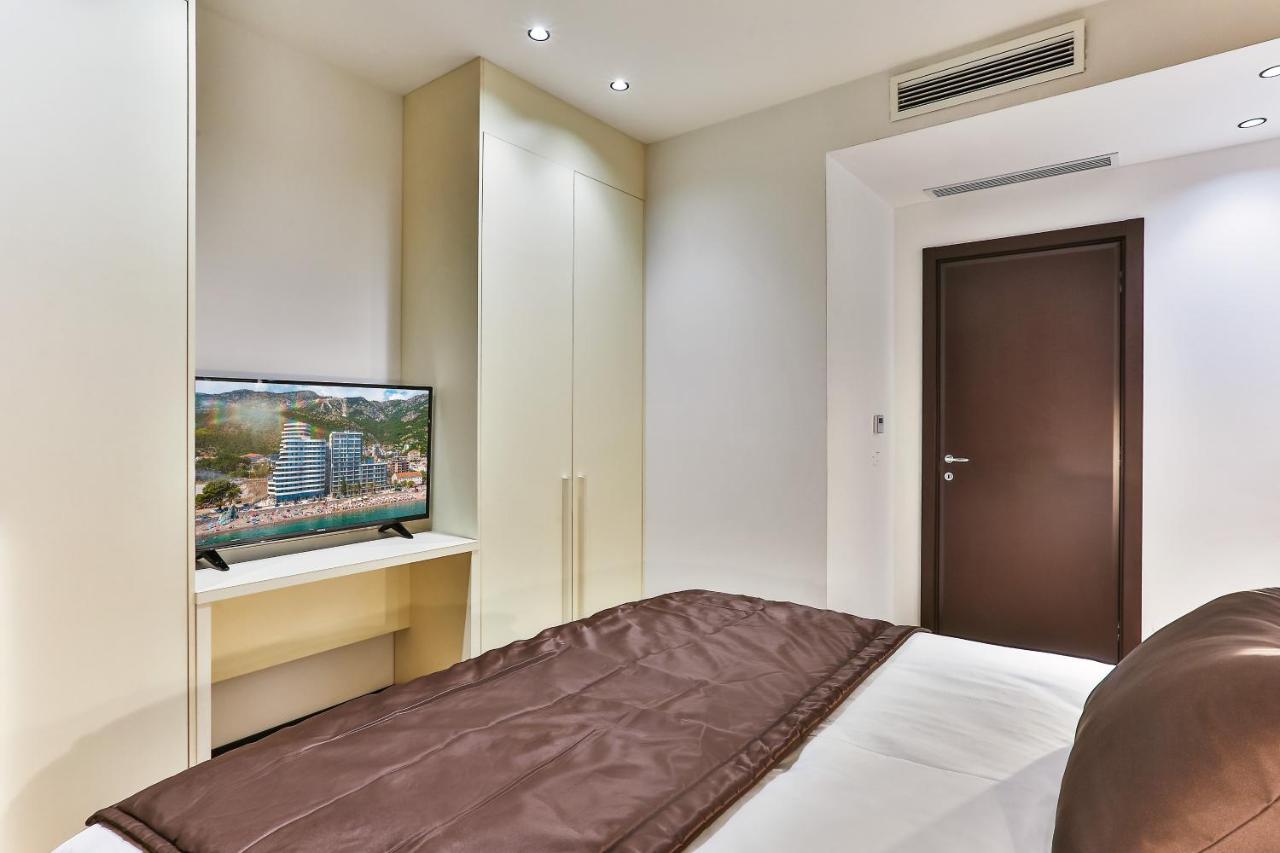 Green Stone Apartments Hotel Rafailovići Eksteriør billede